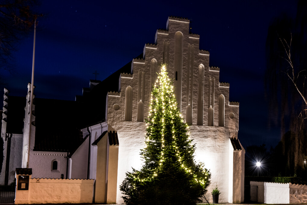 Juletræ & kirke
